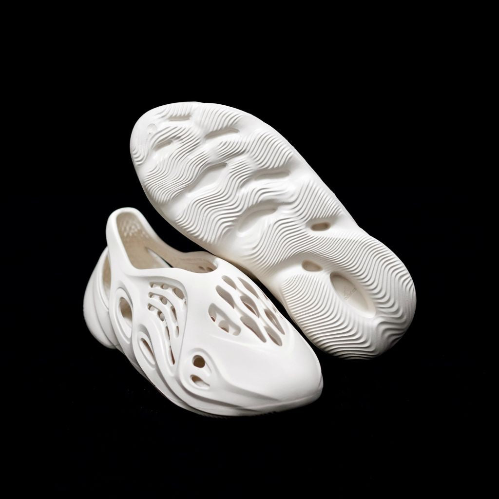 BL - Yzy Foam Runner Sneaker