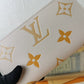 BL - High Quality Wallet LUV 107