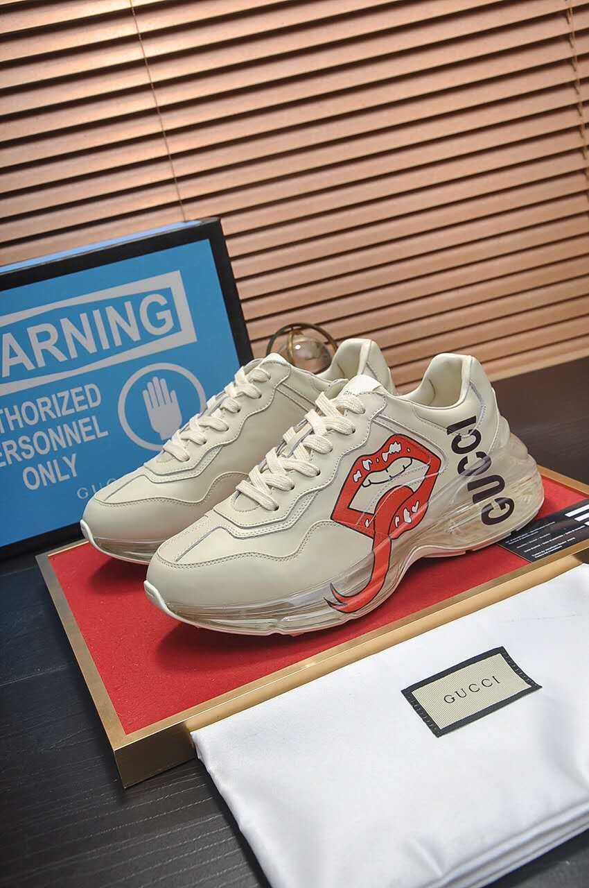 BL-GCI  Rhyton Interlocking Disk Sneaker 059