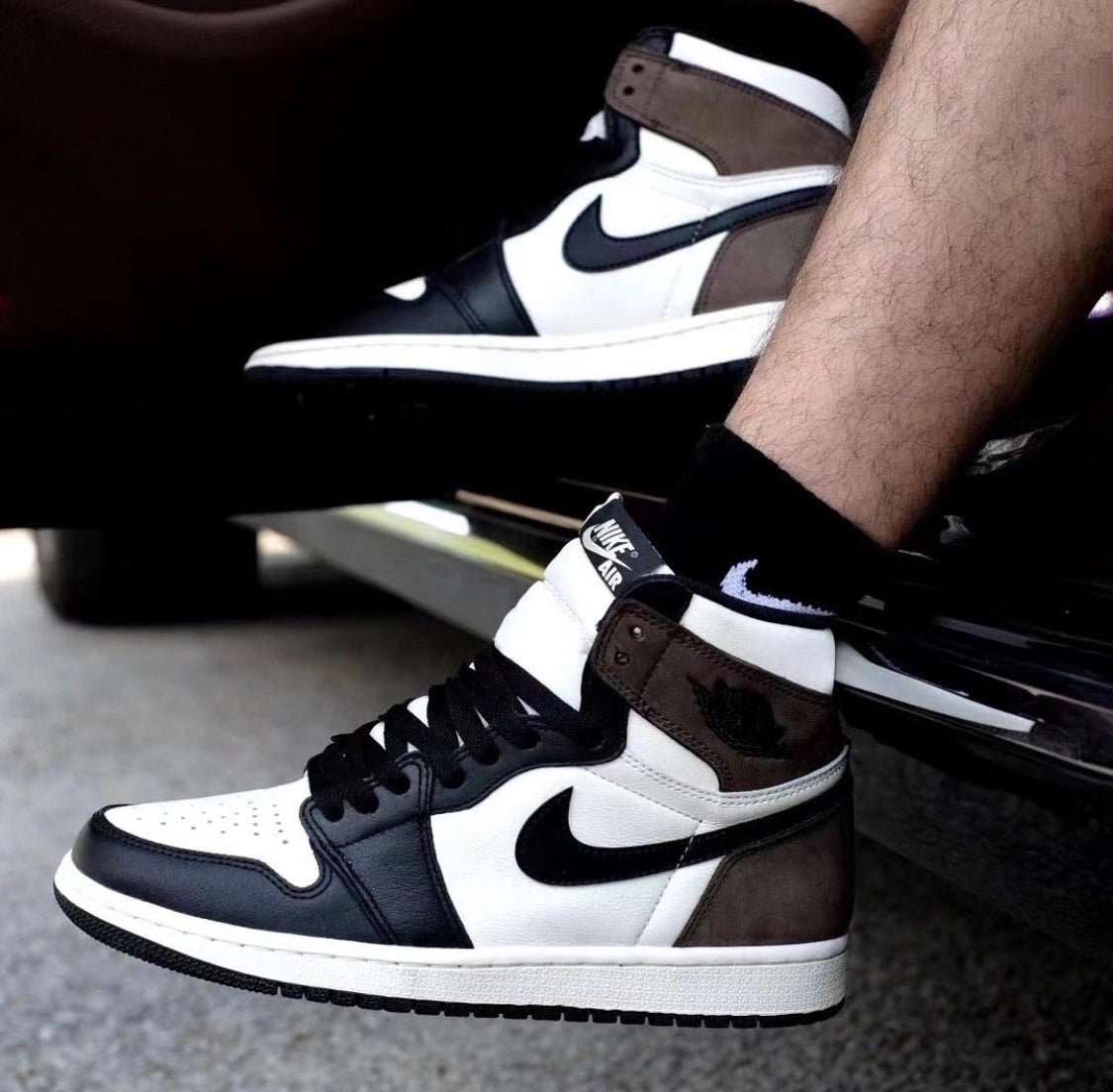 BL - AJ1 Small Barb Black BLcha
