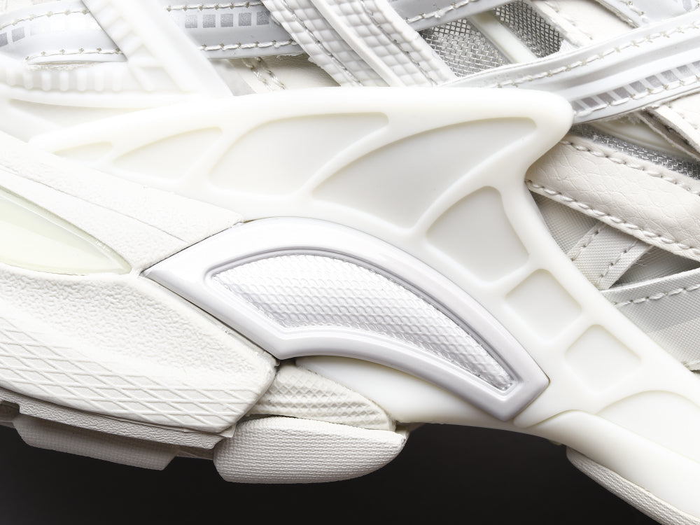 BL - Bla Track Hollow White Sneaker