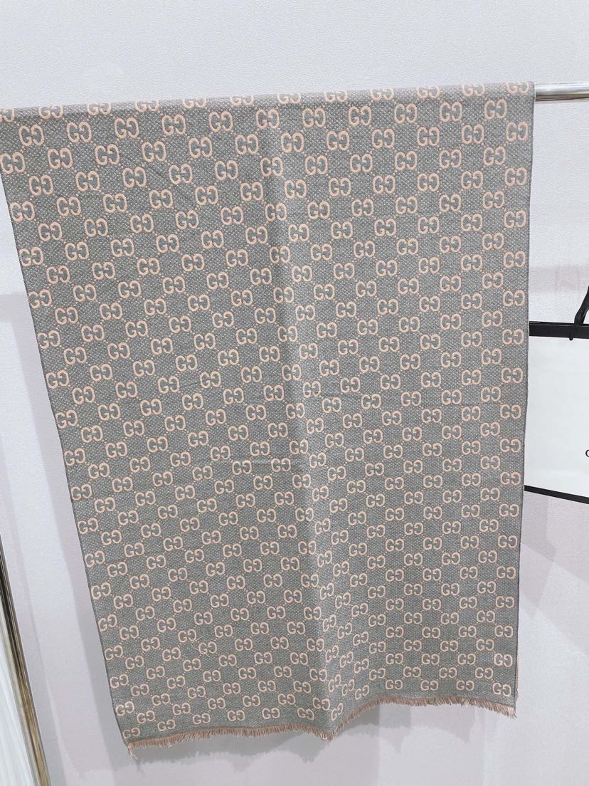 BL - High Quality GCI Scarf 040