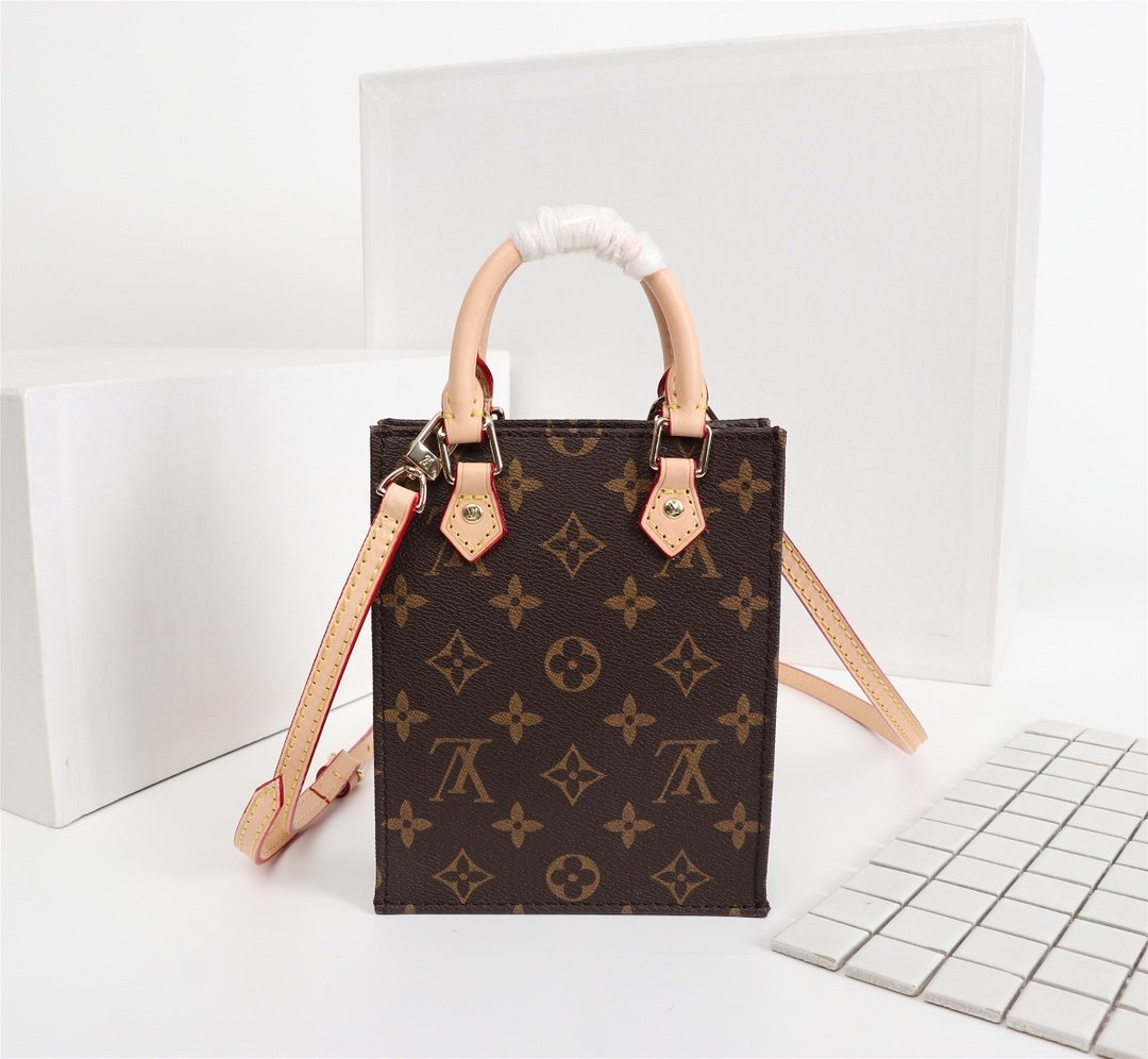 BL - High Quality Bags LUV 010