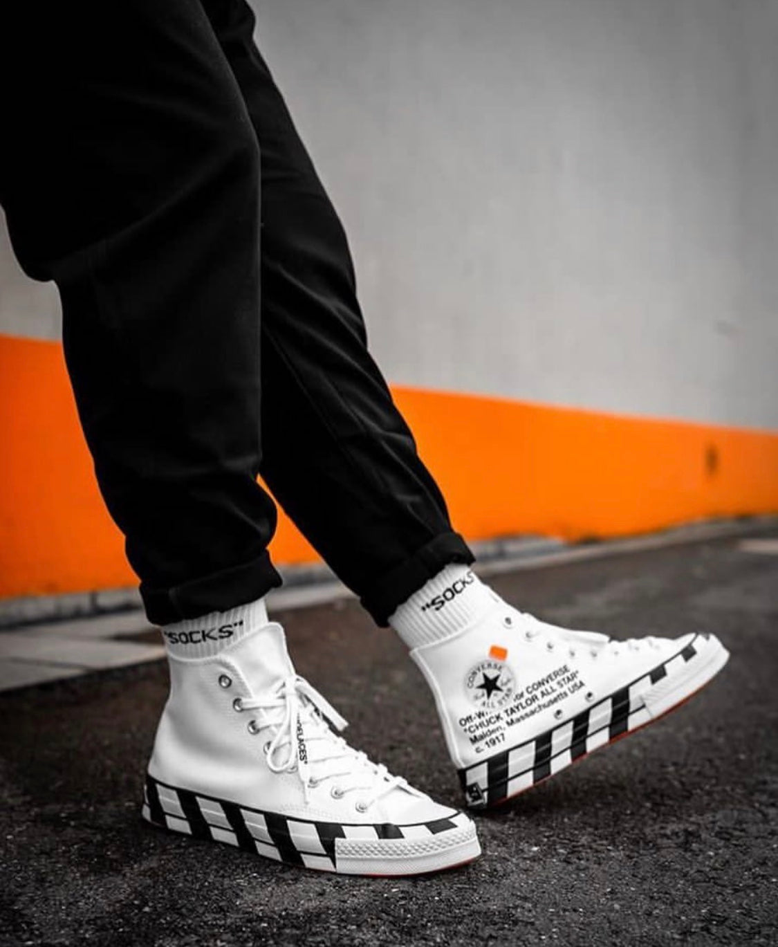 BL - NKE Conver Black & White