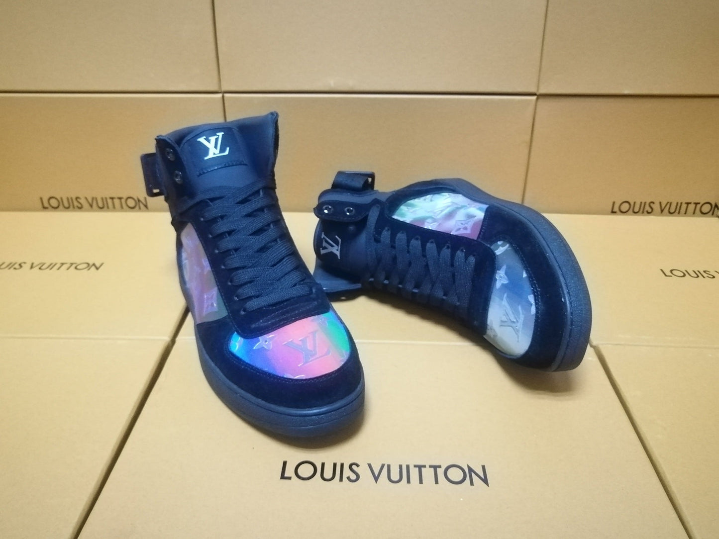 BL - Luv Rivoli Blue Sneaker