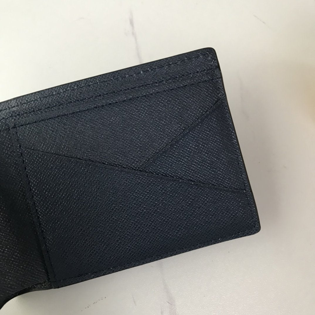 BL - High Quality Wallet LUV 077