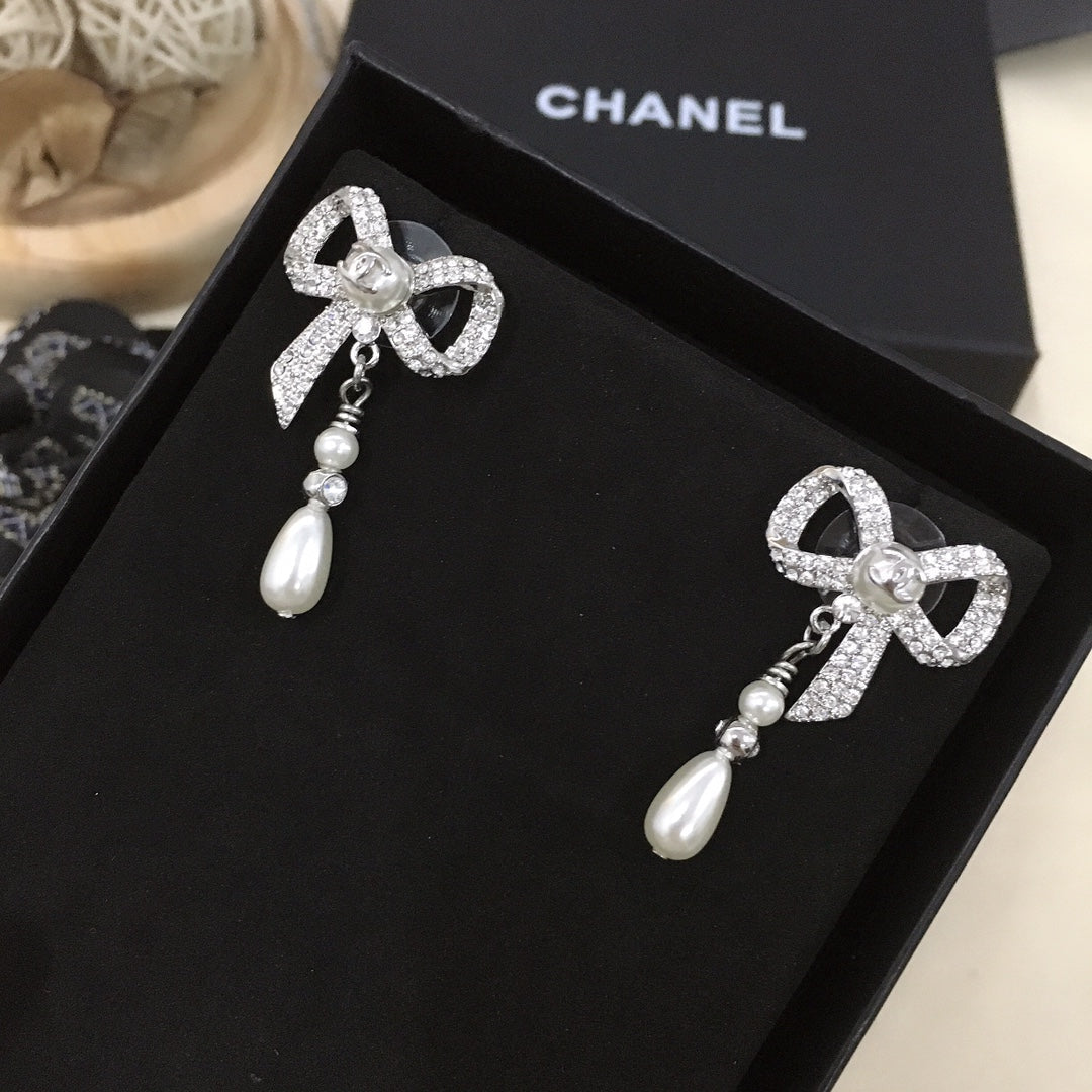 BL - High Quality Earring CHL 024
