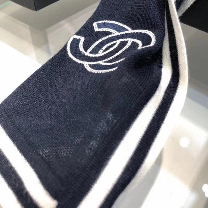 High Quality  CHL  Scarf 004