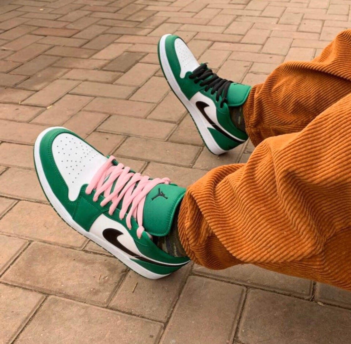 BL - AJ1 celtic white green