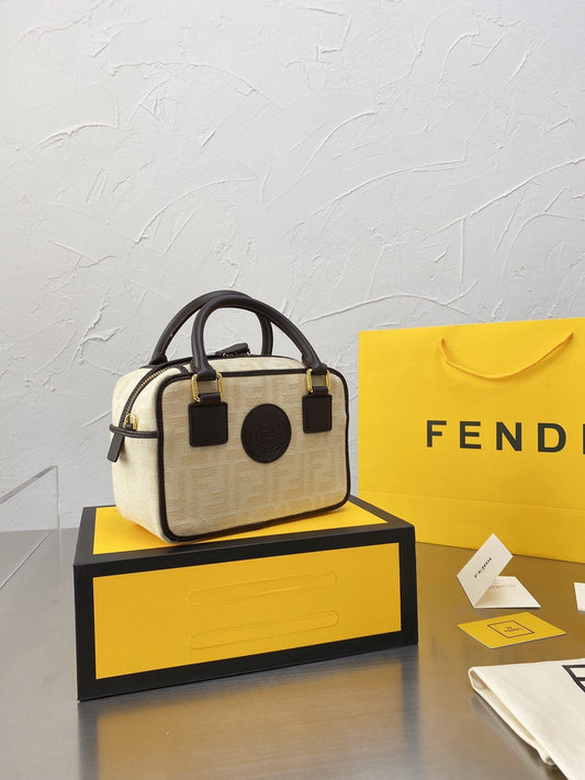 BL - High Quality Bags FEI 109