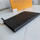 BL - High Quality Wallet LUV 064