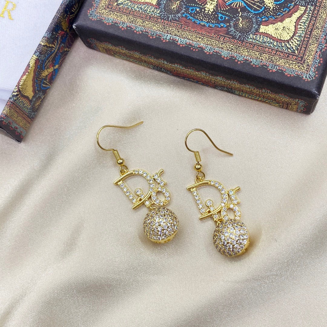 High Quality Earring DIR 003