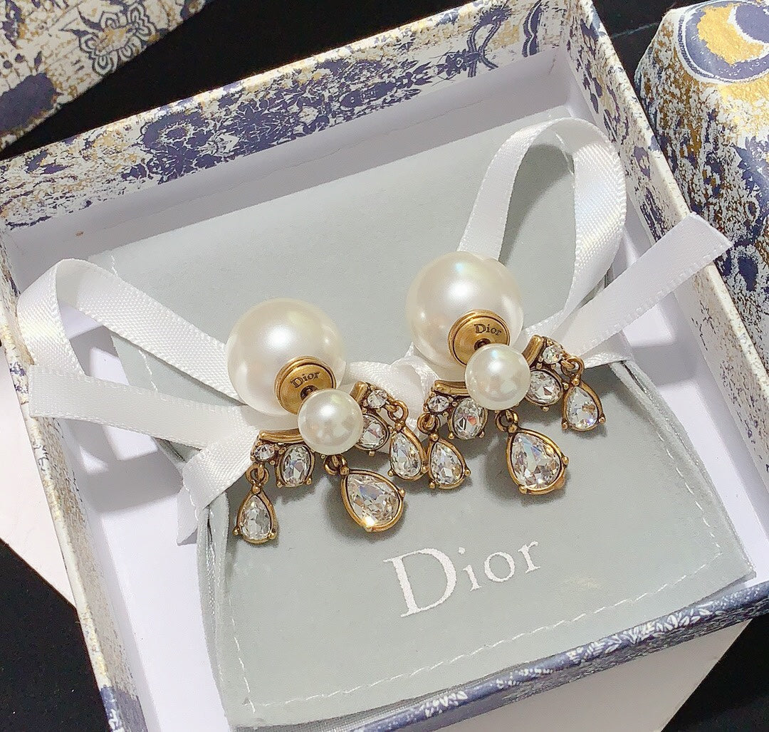 High Quality Earring Dir 039
