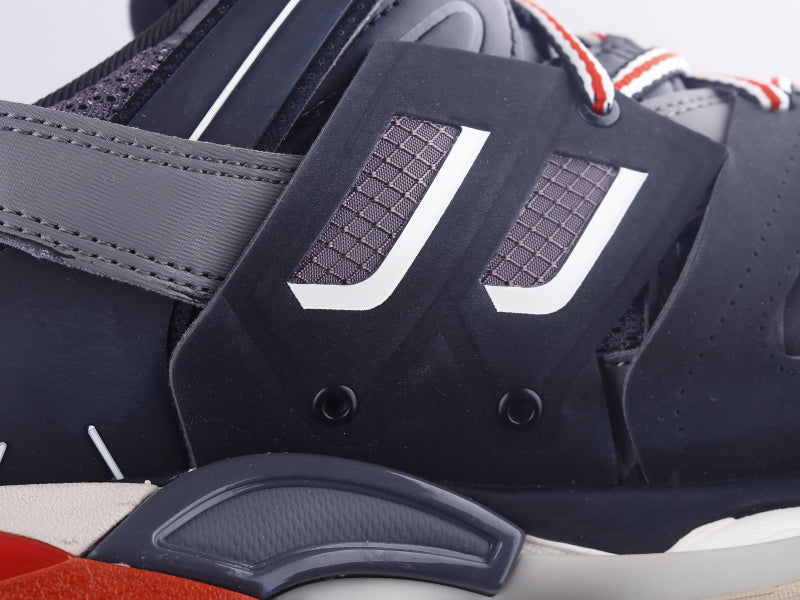 BL - Bla Track Three Generations Sneaker