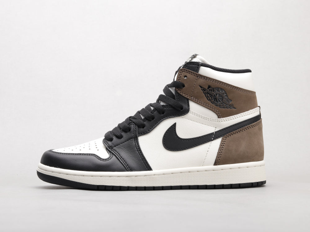 BL - AJ1 Small Barb Black BLcha