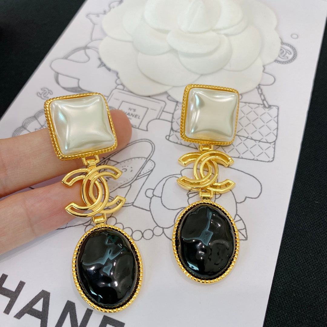 BL - High Quality Earring CHL 068