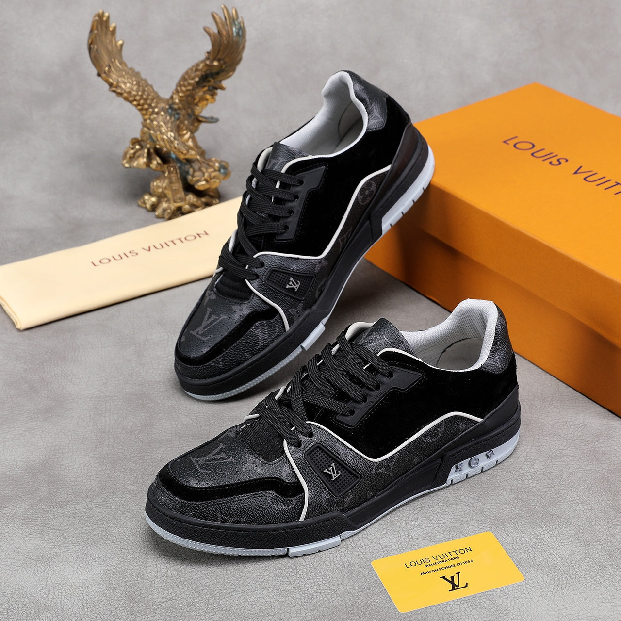 BL - Luv Rivoli In Black Sneaker