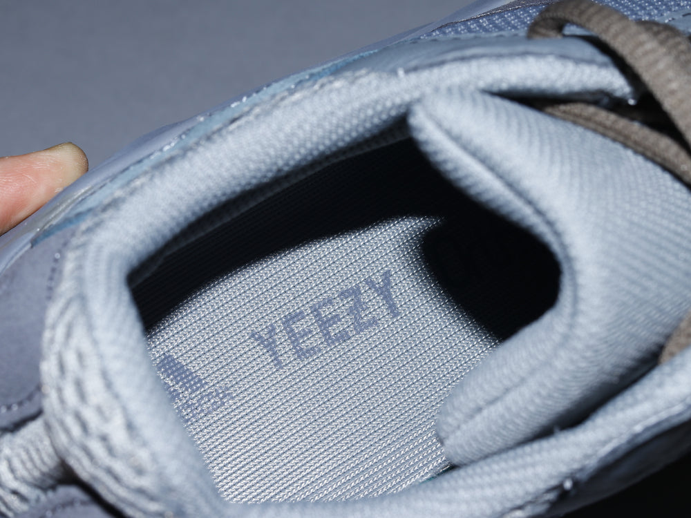 BL - Yzy 700 Teal BLue Sneaker