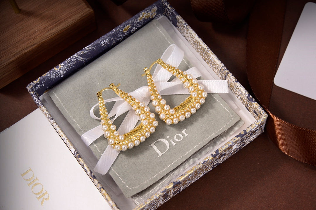 High Quality Earring Dir 056