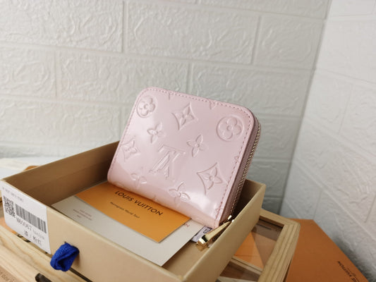 BL - High Quality Wallet LUV 121