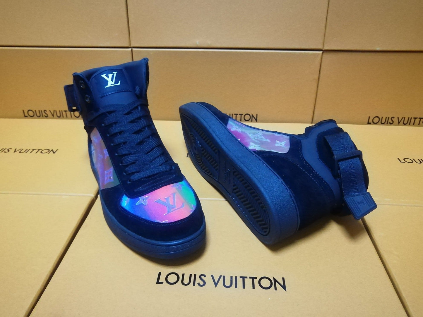 BL - Luv Rivoli Blue Sneaker