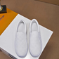 BL - High Quality Luv Sneaker 057