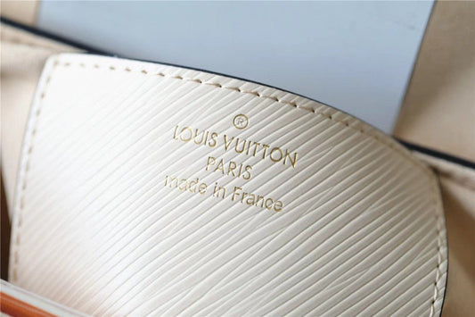 LV Twist MM Epi White For Women, Women’s Bags, Shoulder And Crossbody Bags 9.1in/23cm LV