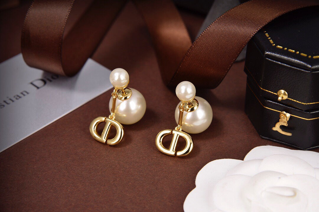 High Quality Earring Dir 017