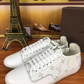BL - High Quality Luv Sneaker 070