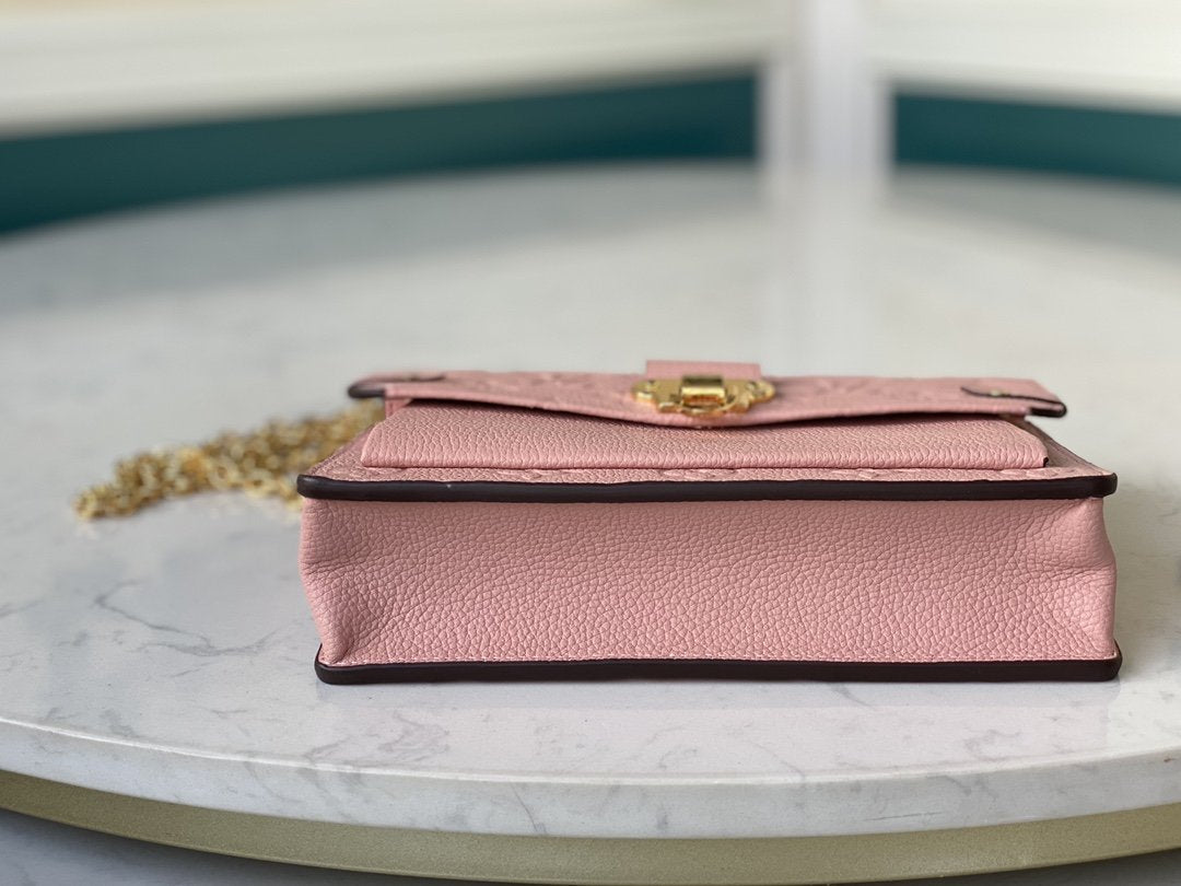 BL - High Quality Wallet LUV 087