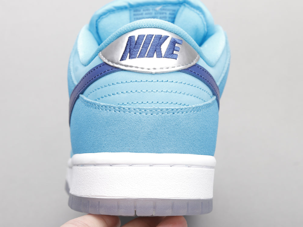 BL - NKE lake blue ice blue