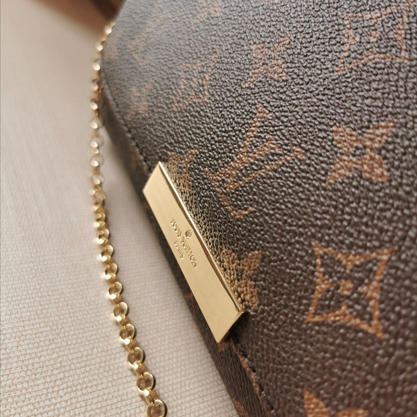 BL - High Quality Bags LUV 282