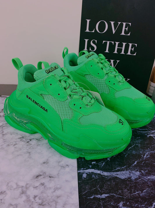 BL - High Quality Bla Sneaker 080
