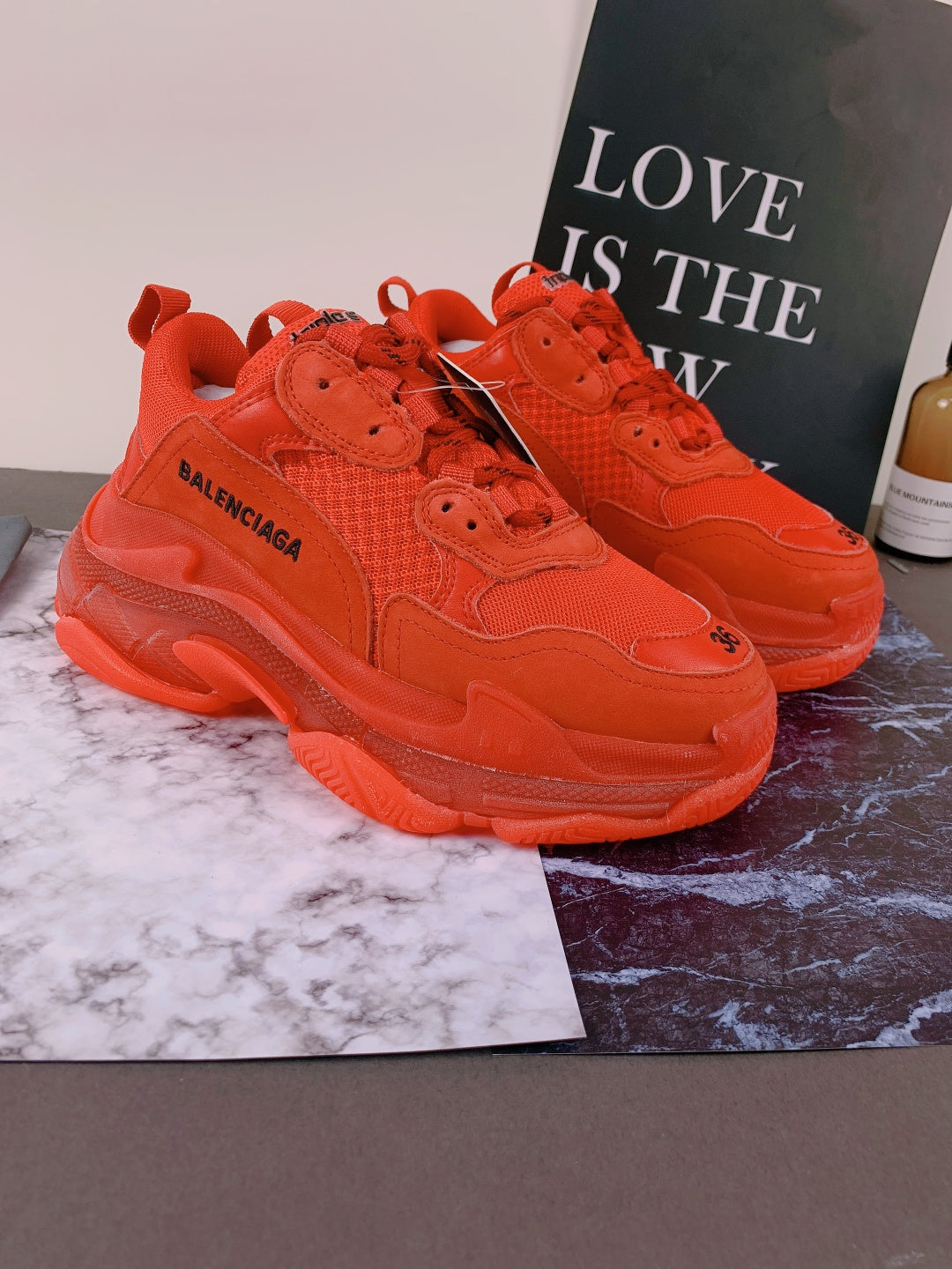 BL - High Quality Bla Sneaker 081