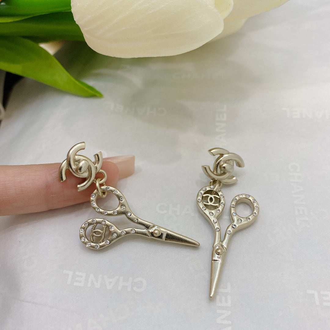 BL - High Quality Earring CHL 005