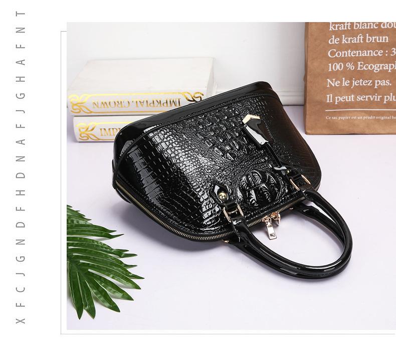 BL - 2021 CLUTCHES BAGS FOR WOMEN CS002